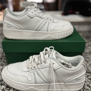 Size 9- LACOSTE MENS SHOE L001 0321 1 7-42SMA009265T